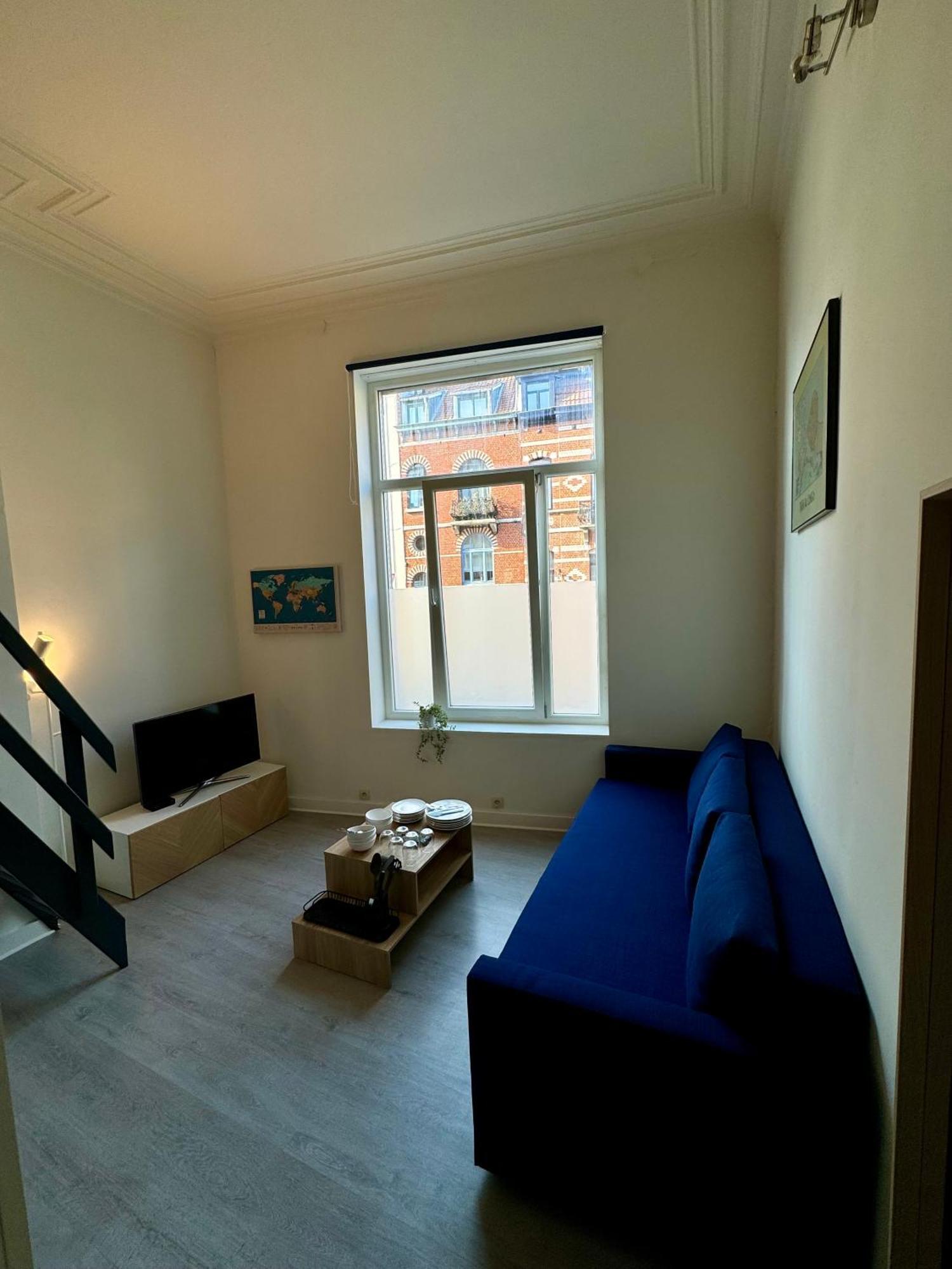 Studio Avec Chambre En Mezzanine Брюссель Экстерьер фото