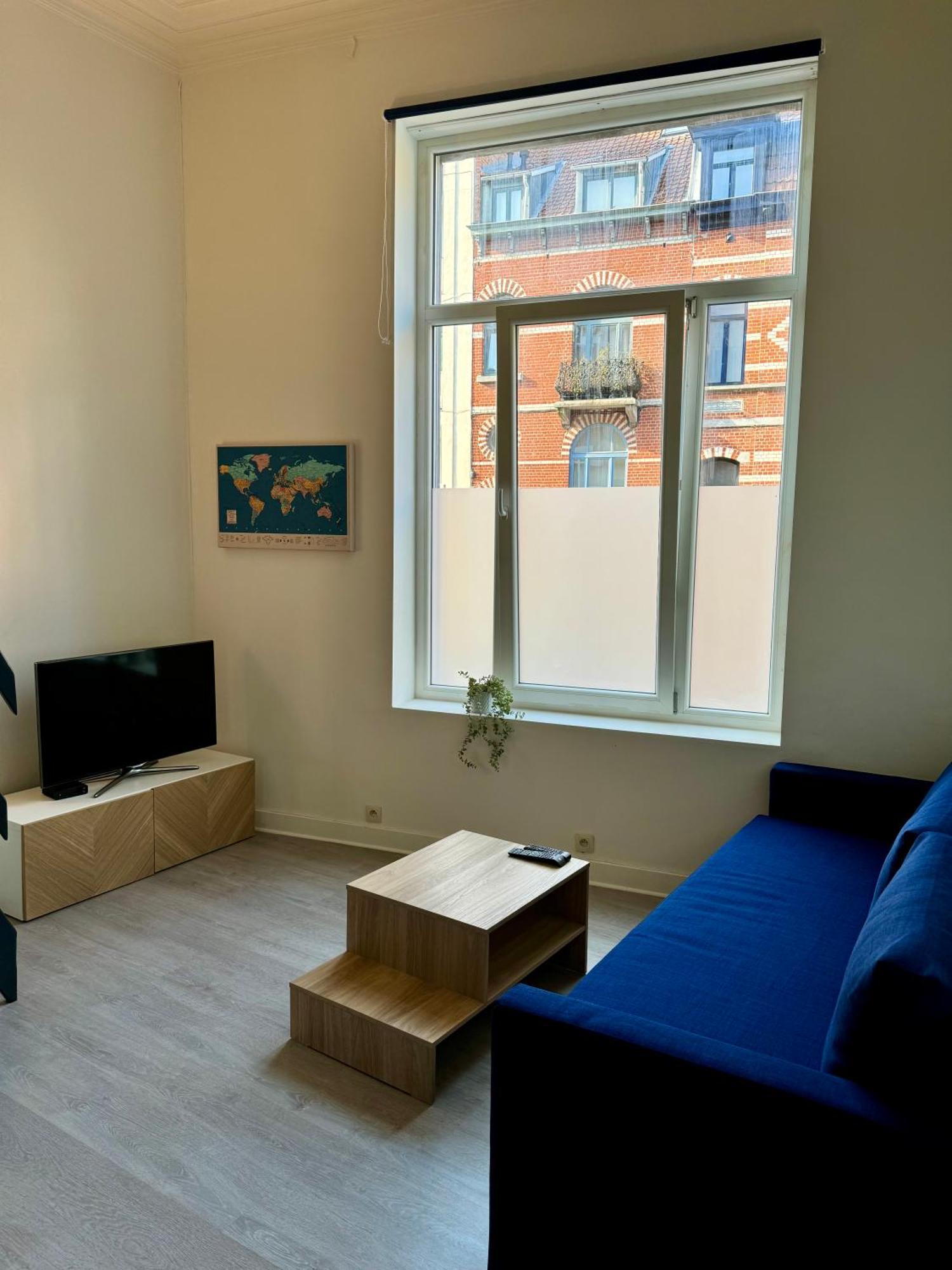 Studio Avec Chambre En Mezzanine Брюссель Экстерьер фото